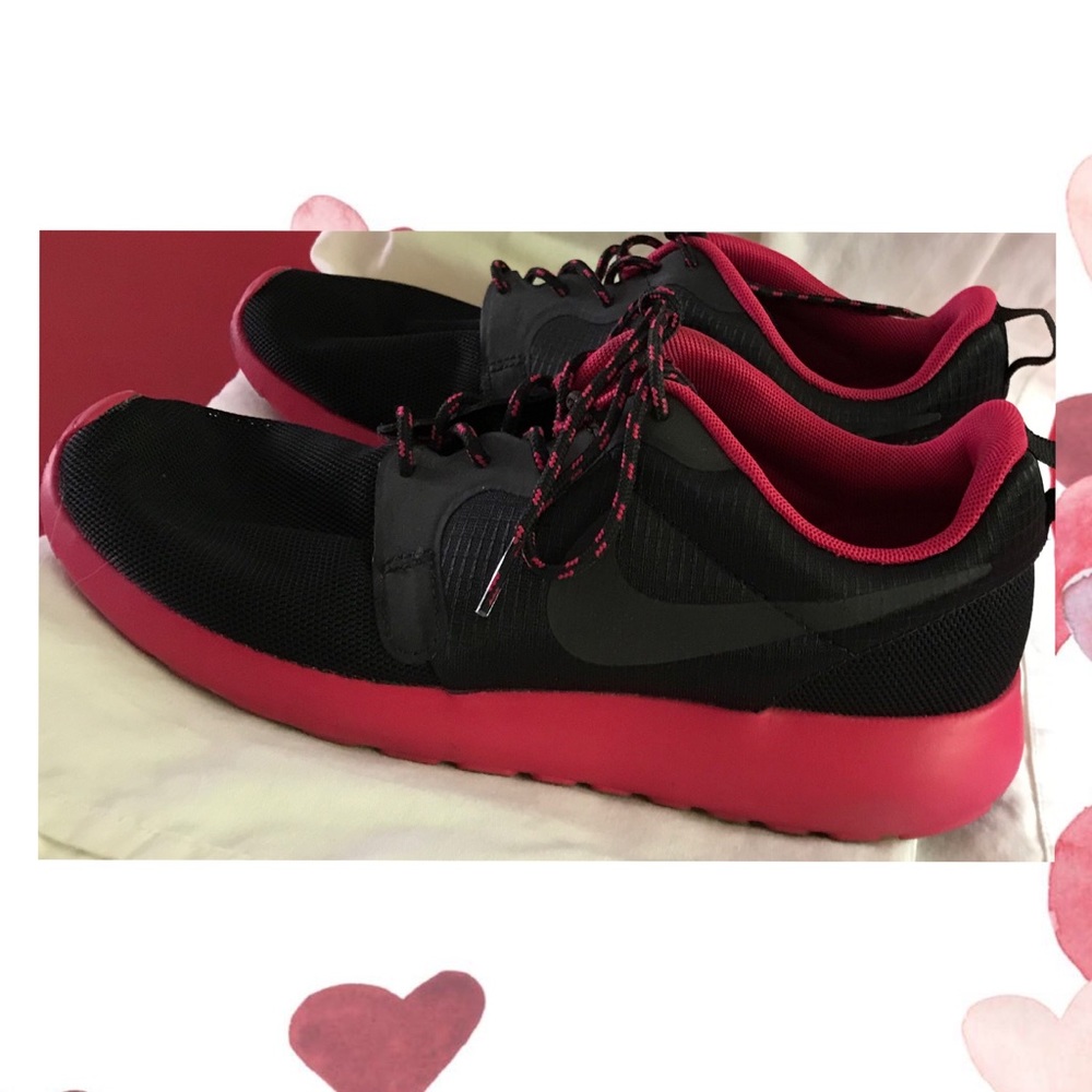 Women’s Nike Roshe Runs